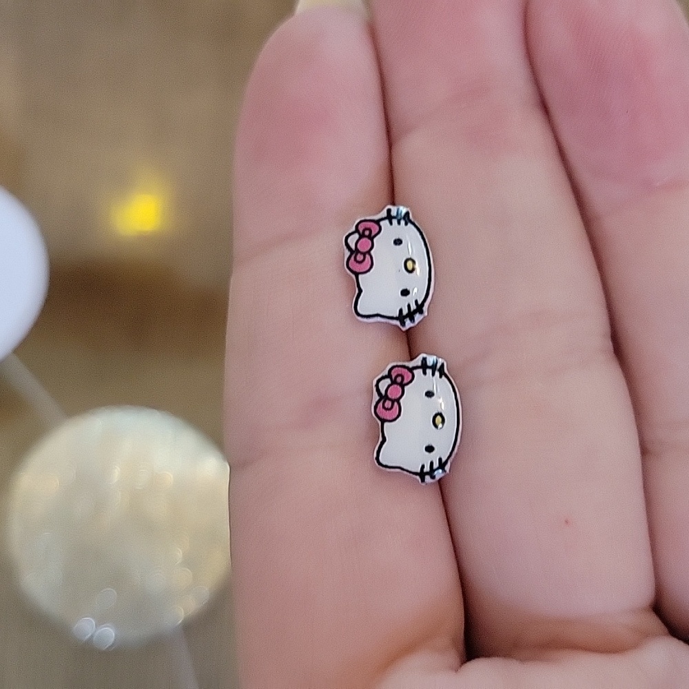 HELLO KITTY METAL-FREE EARRINGS